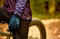 Altura Spark Pro Kinder Trail-Handschuhe Blau mit verstärktem Daumen Gr. 5-6